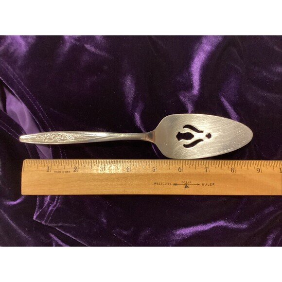 International Radiant Rose Serving Spoon Ladle Pie Server Lot Of 3 Discontinued - Picture 8 of 9